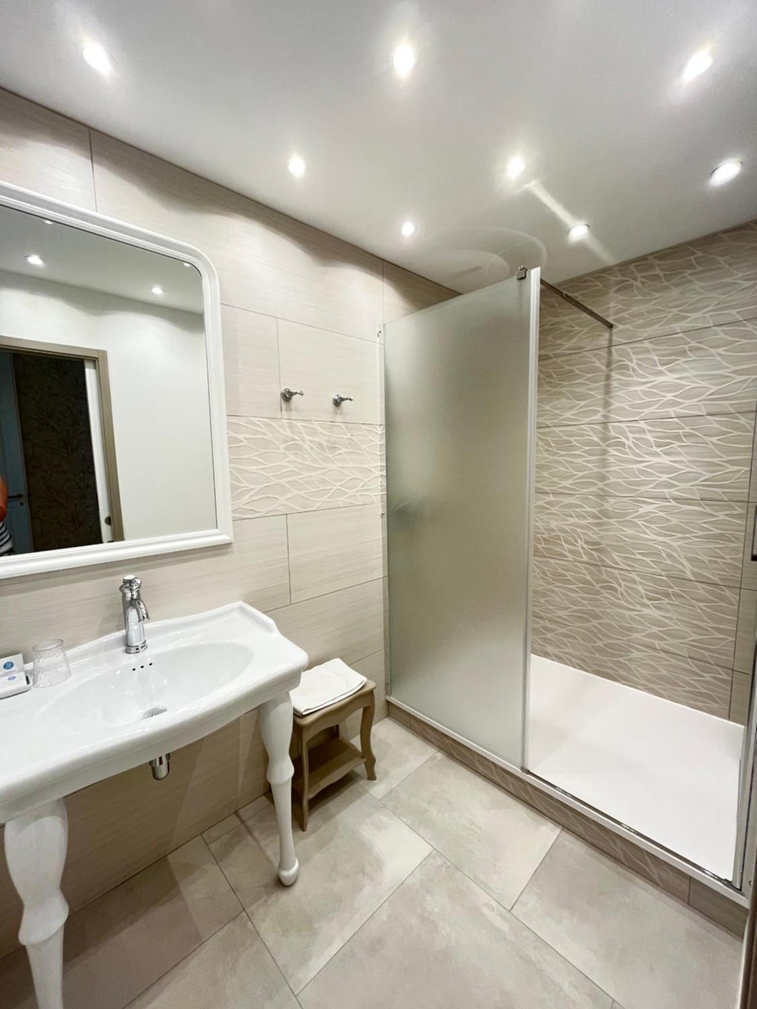 Bed & Breakfast Le Coeur De La Bastide - Adult Only Carcassonne